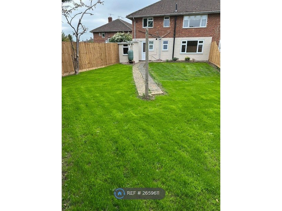 Property photo 2 of 25