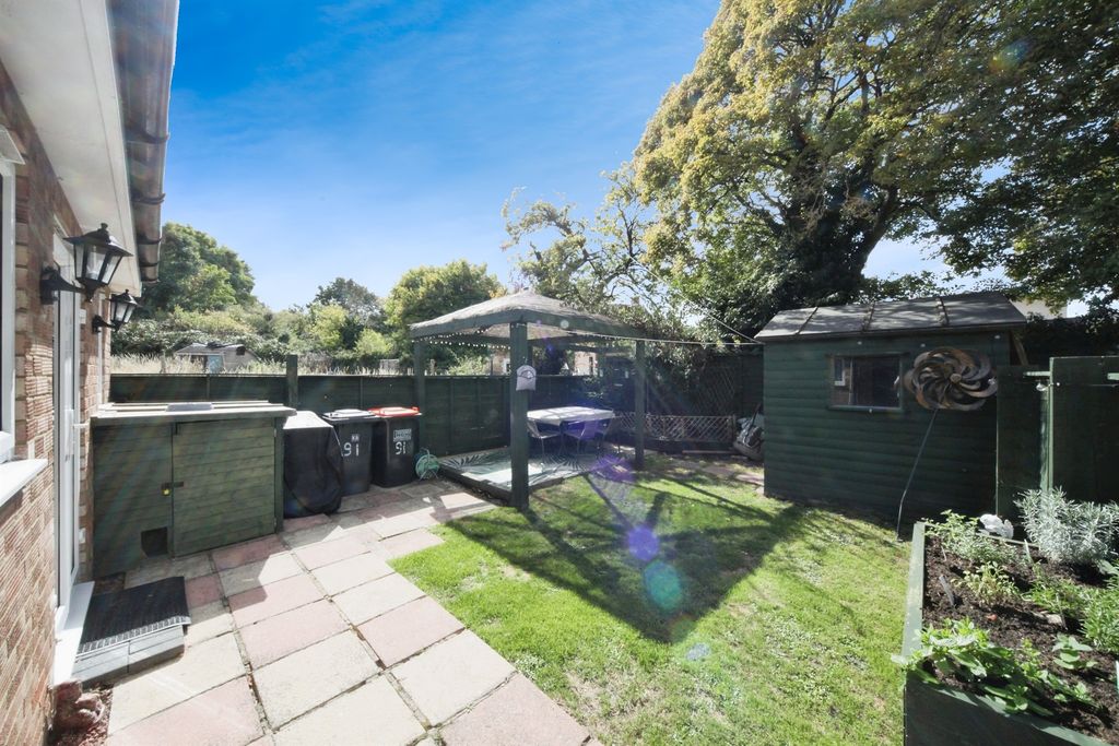 Property photo 3 of 13