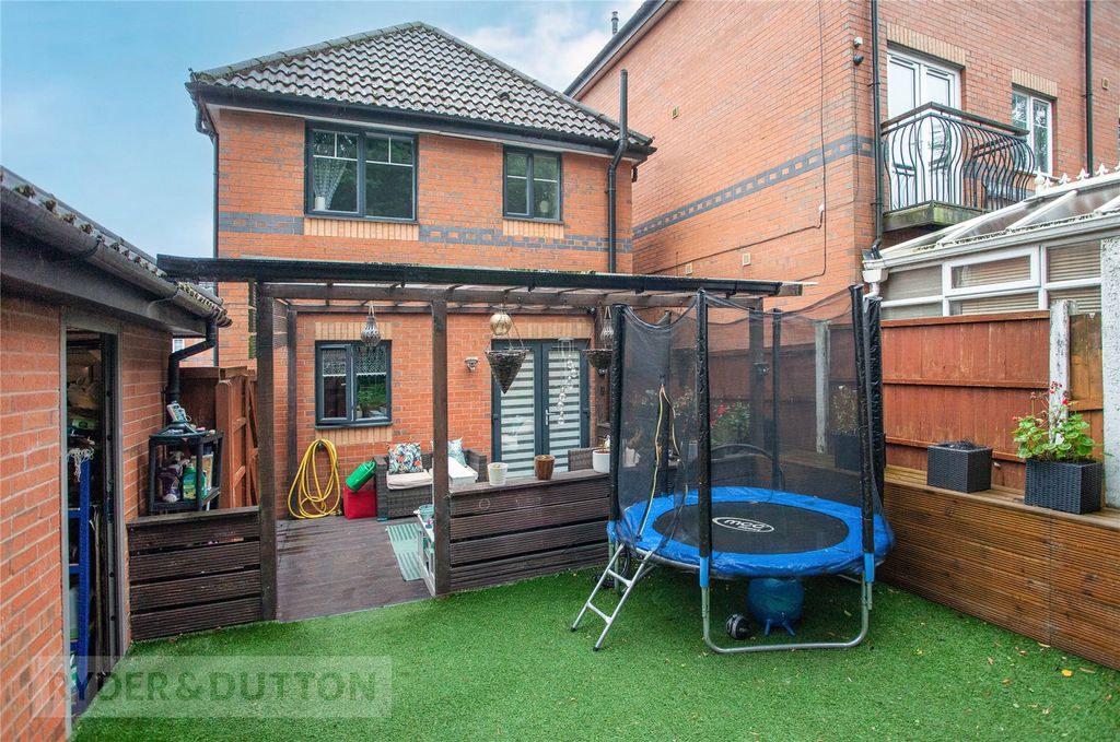 Property photo 3 of 27 Picture No. 23