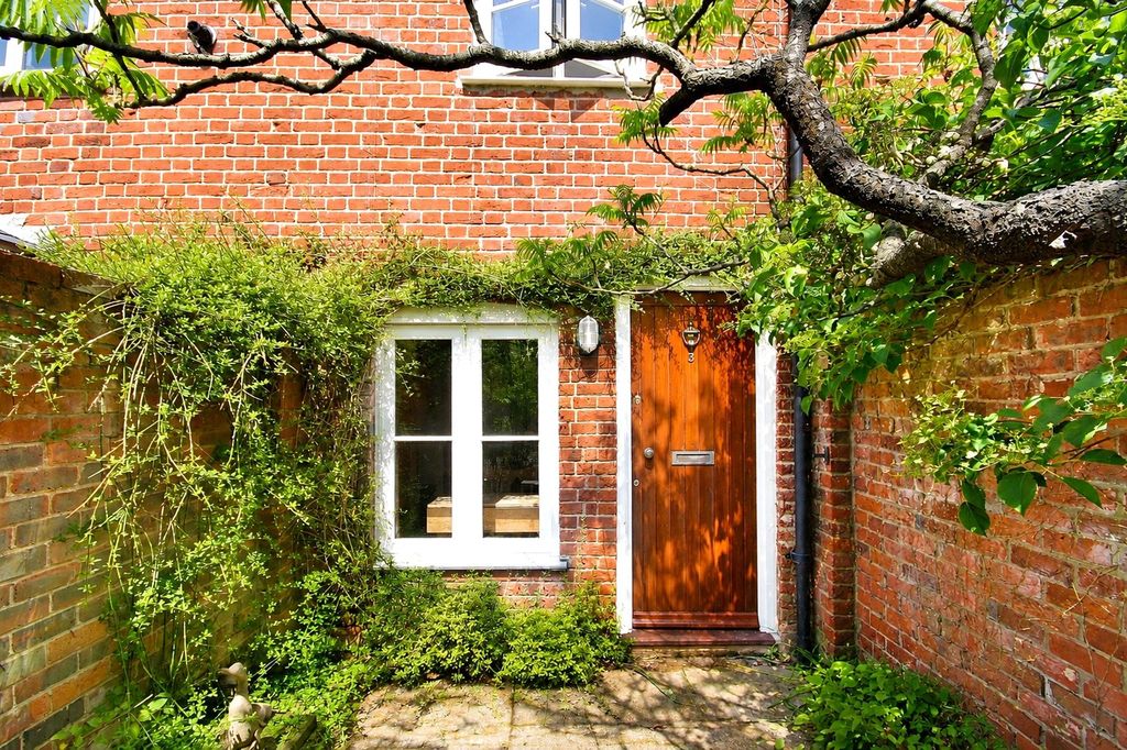 Property photo 1 of 7 Picture No. 11