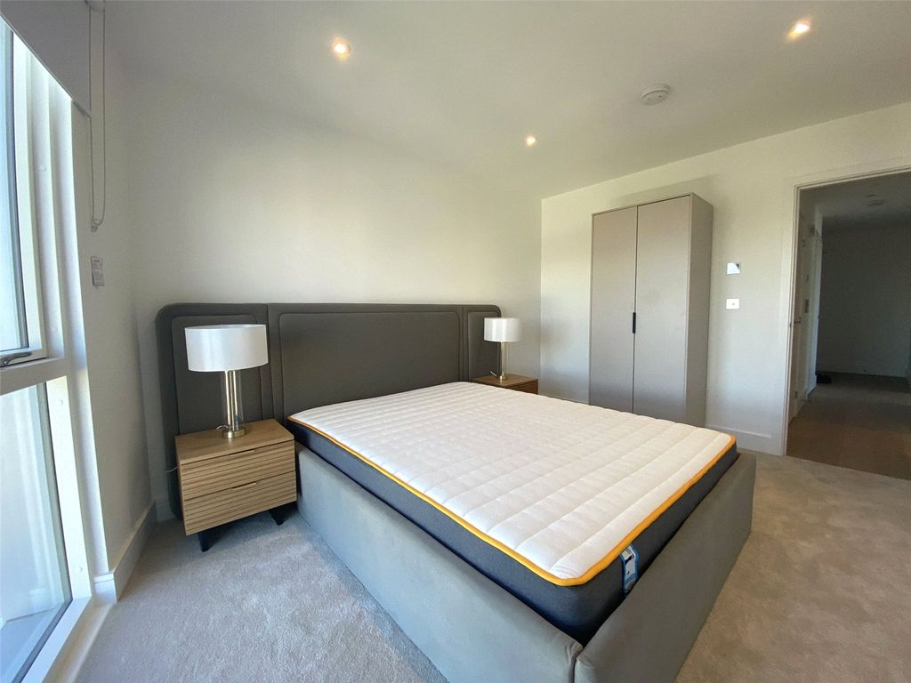 Property photo 3 of 10 Picture No. 05