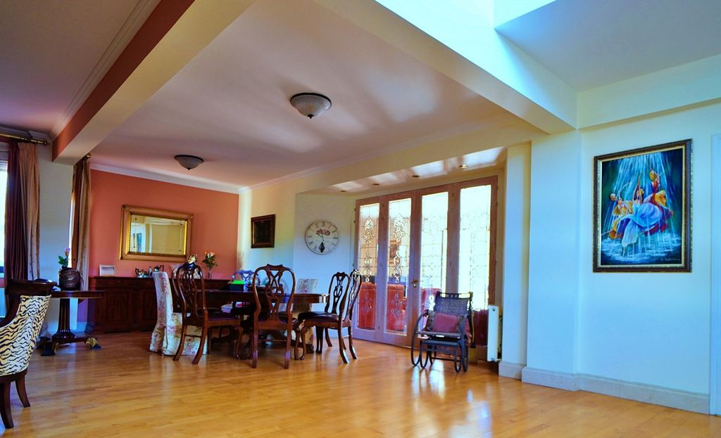 Property photo 1 of 25