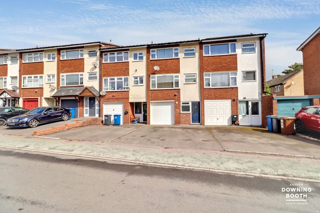 Property photo 1 of 27