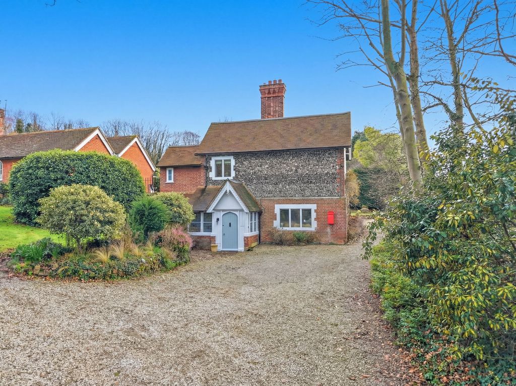 Property photo 3 of 28