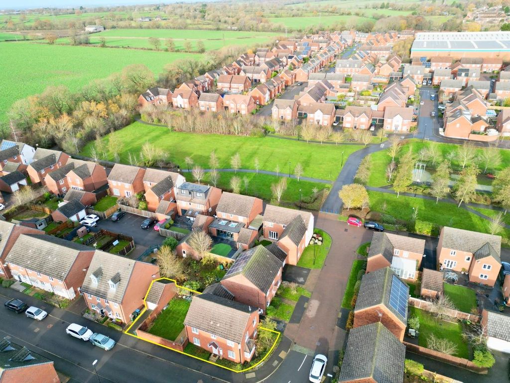 Property photo 2 of 21 Aerial_1.Jpeg