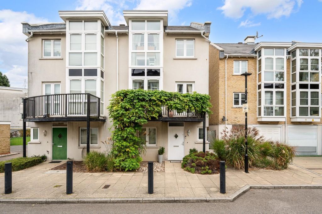 Property photo 1 of 21 Revere Way (4).Jpg