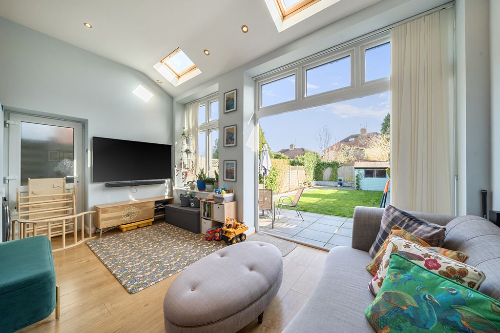 Property photo 2 of 23 1424346-12-69A99d...