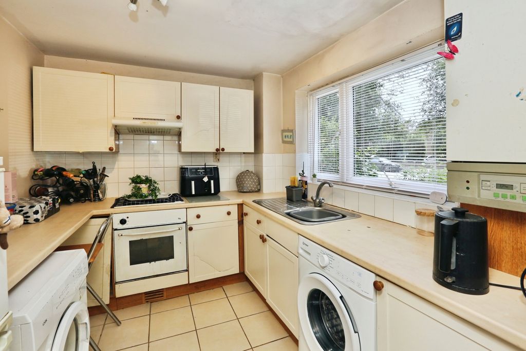 Property photo 2 of 12 Pbox-Img.Jpg