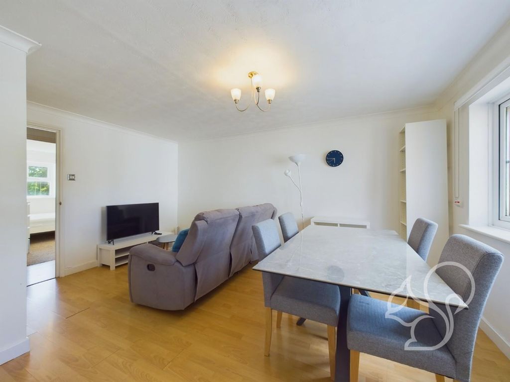 Property photo 2 of 7 Harvard Court 1.Jpg