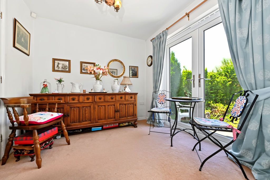 Property photo 3 of 45 Dining Area