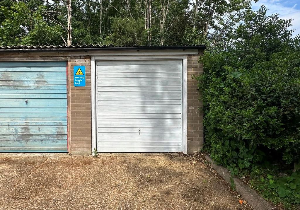 Property photo 1 of 1