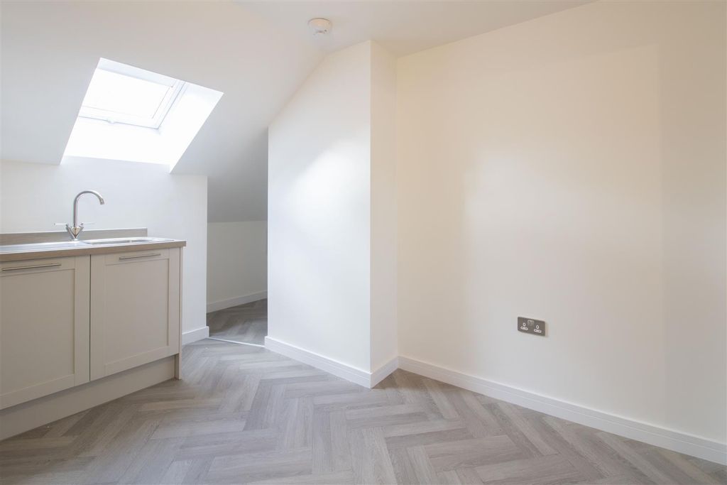 Property photo 3 of 14 3.Jpg