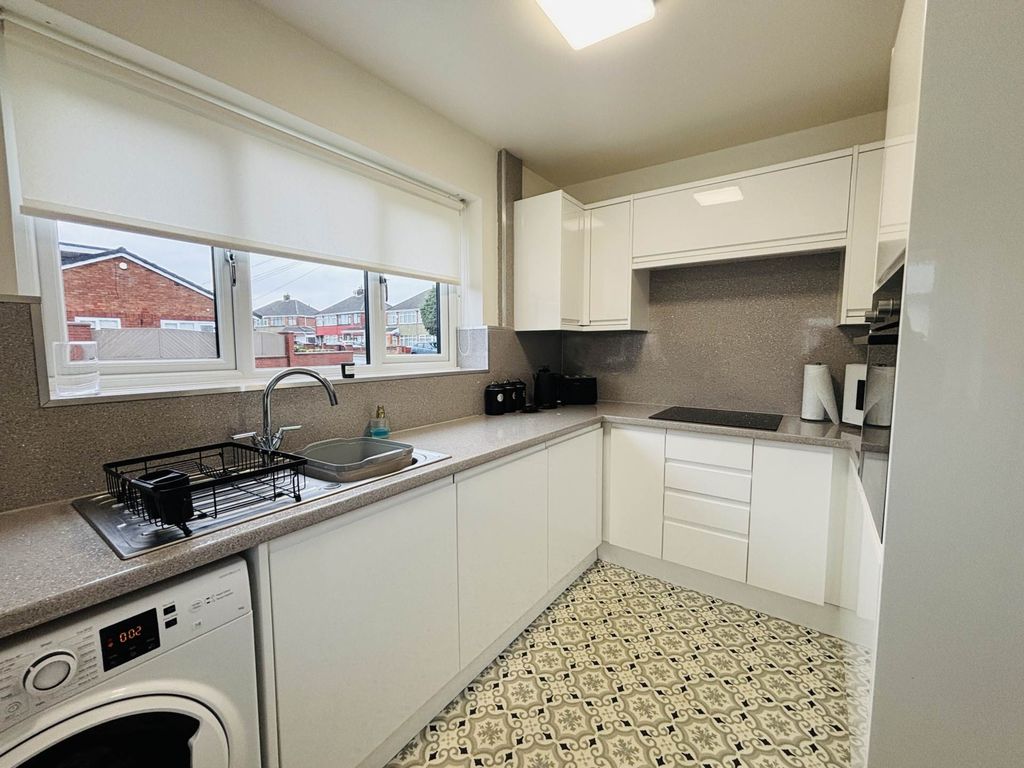 Property photo 3 of 26