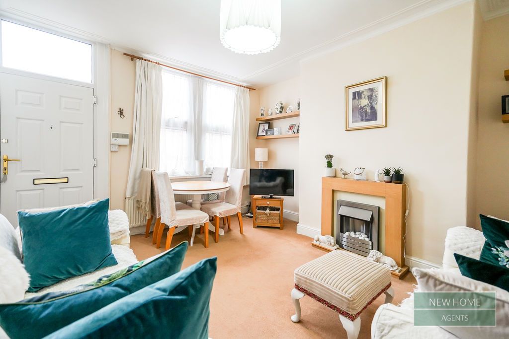 Property photo 2 of 12 Photo 6