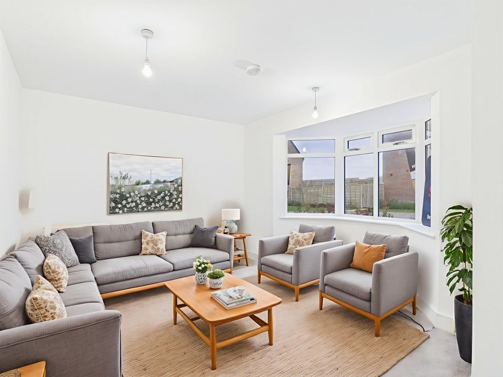 Property photo 3 of 16 3436447