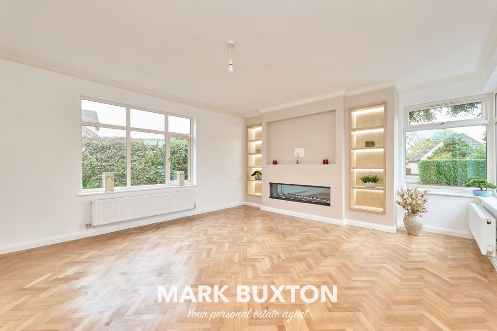 Property photo 3 of 34