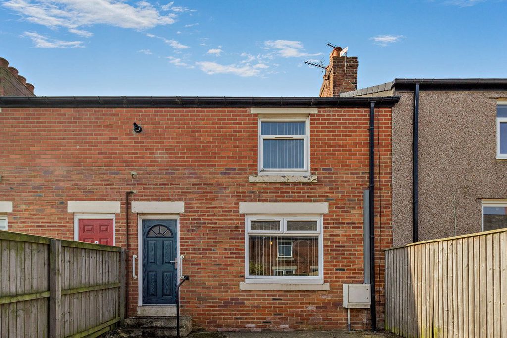 Property photo 1 of 21