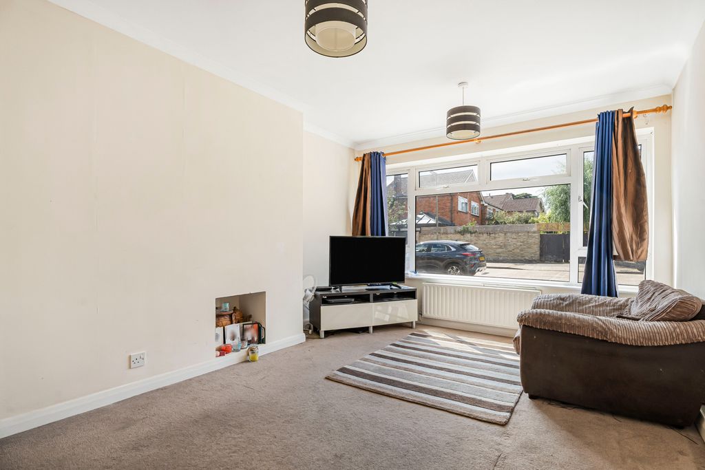 Property photo 2 of 9 Reception Room