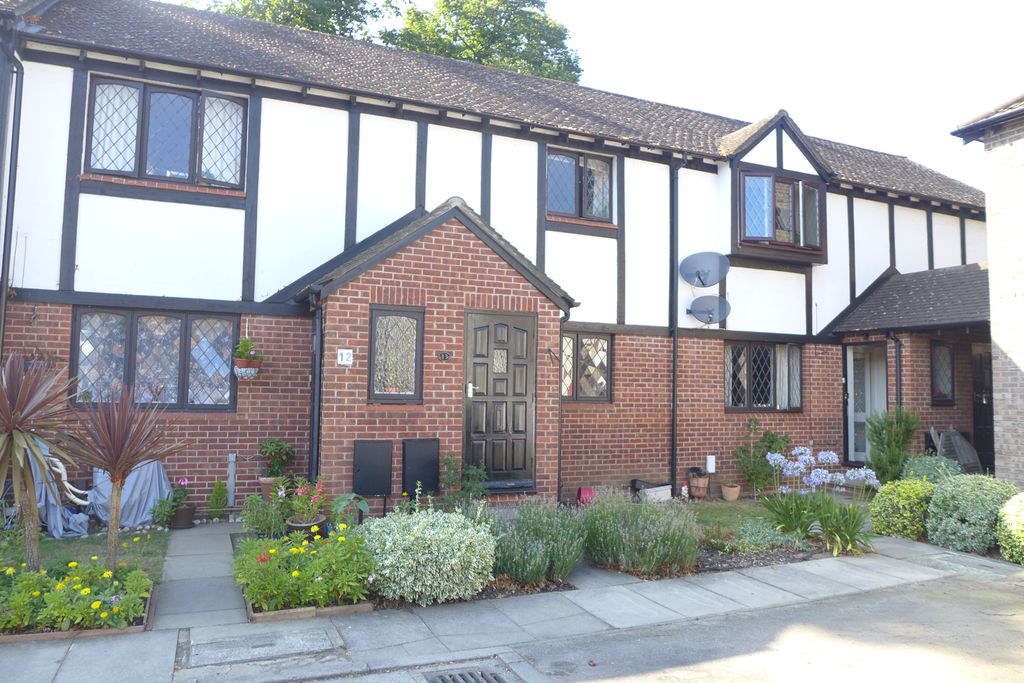 Property photo 1 of 8