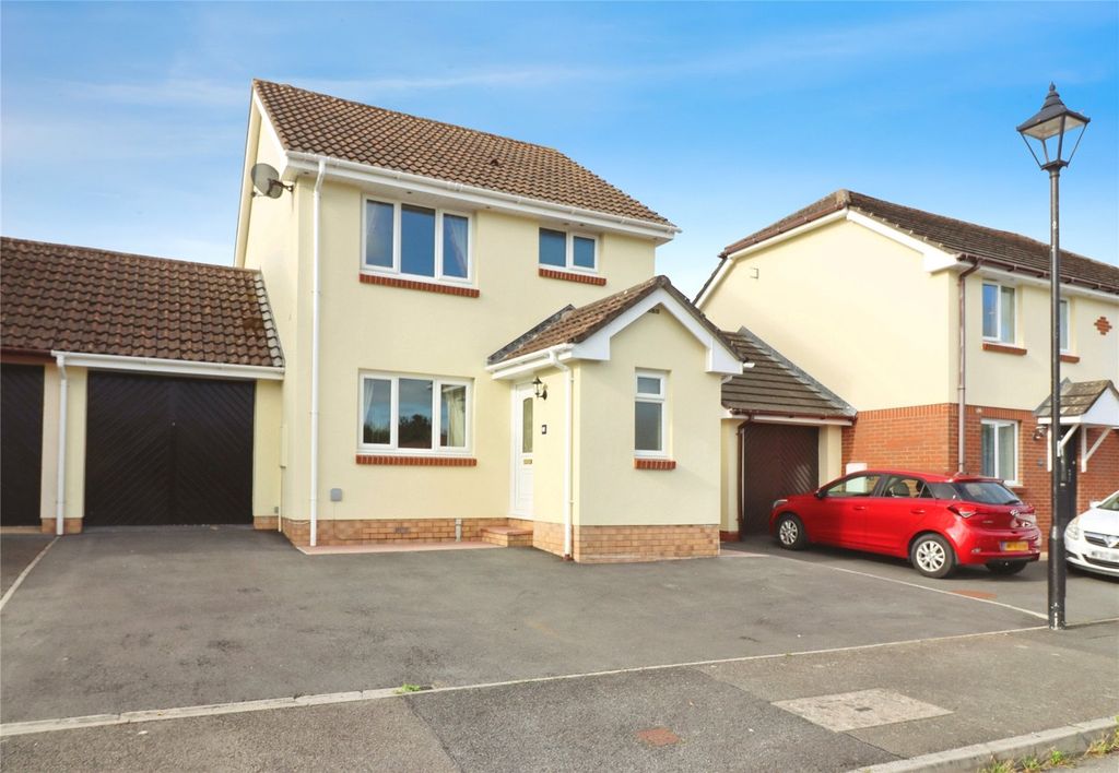 Property photo 1 of 21 Picture No. 05