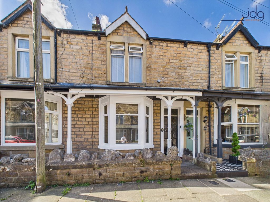 Property photo 1 of 17 Welcome To Vale Road
