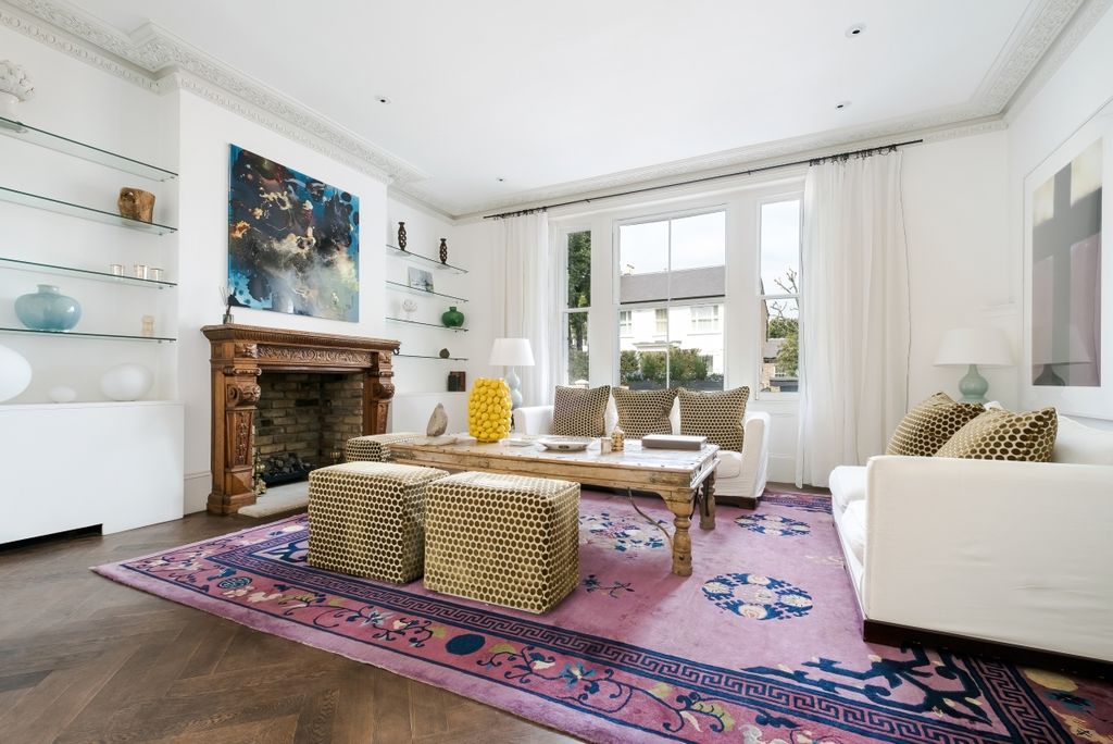 Property photo 1 of 14 Reception