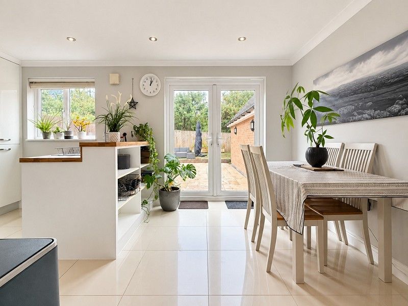 Property photo 3 of 27 Kitchen-Diner