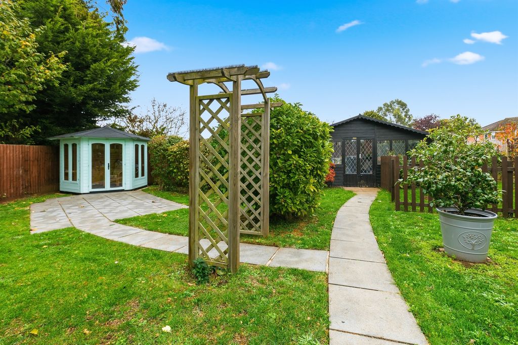 Property photo 3 of 19