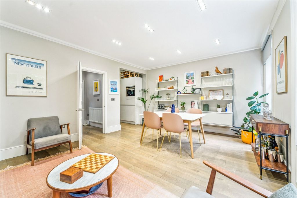 Property photo 3 of 16 Reception Room