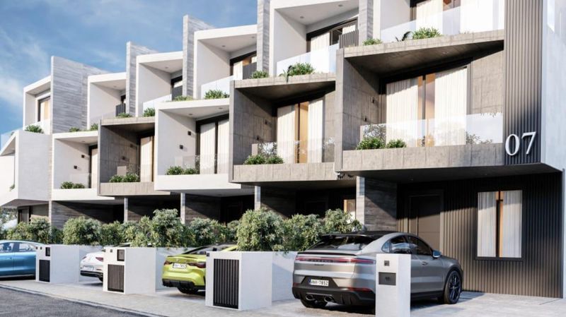 Property photo 1 of 10 Terraced Houses -