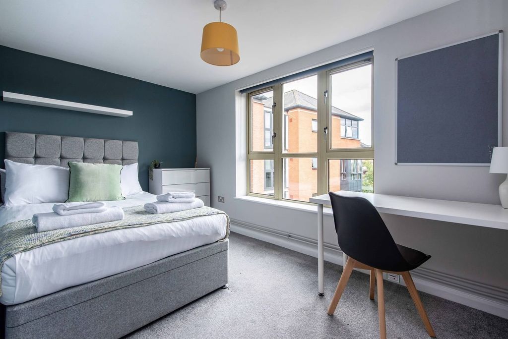 Property photo 2 of 12 Picture No. 19