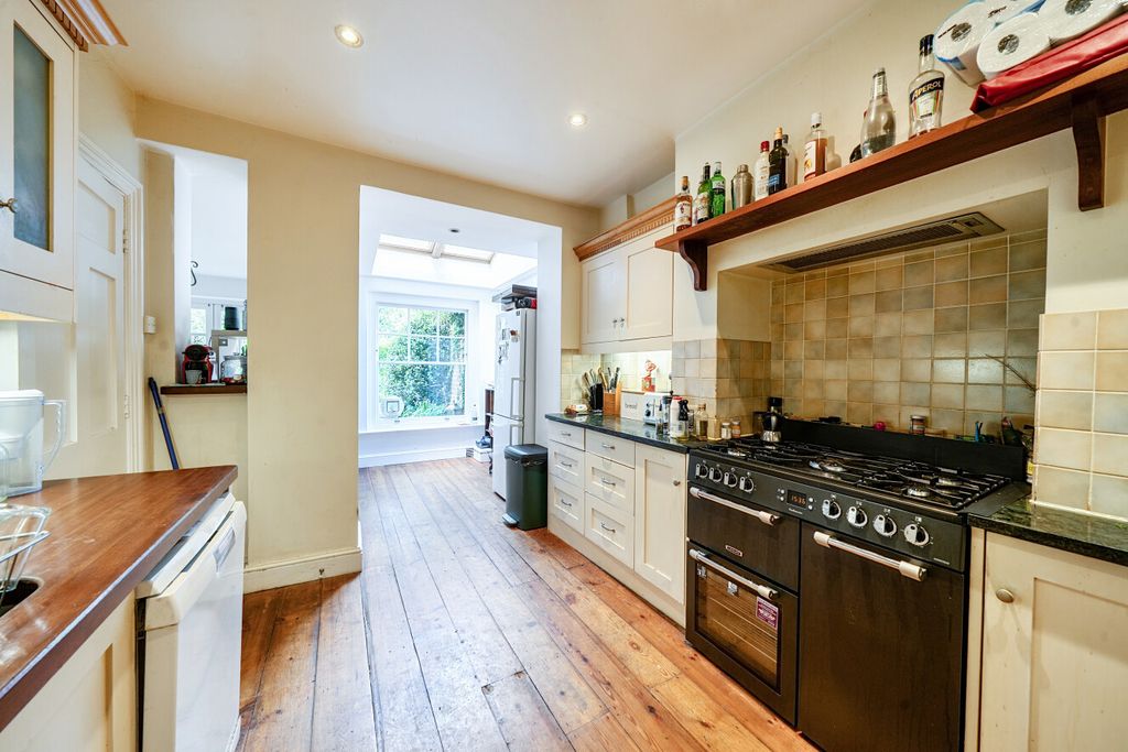 Property photo 2 of 18 1459892-13-6A05F2...