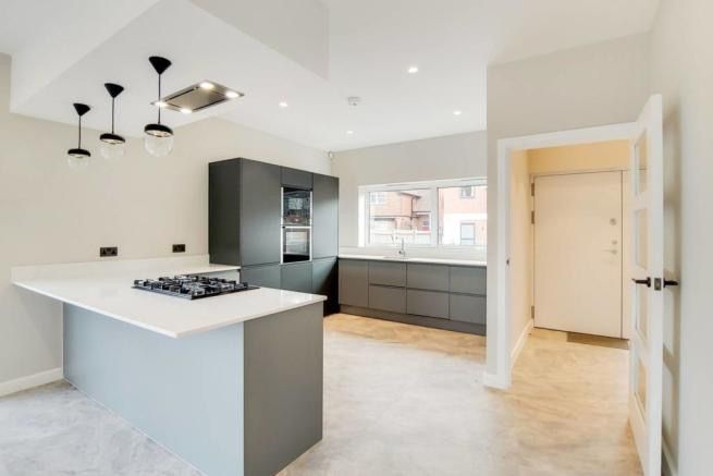 Property photo 3 of 10 2286154
