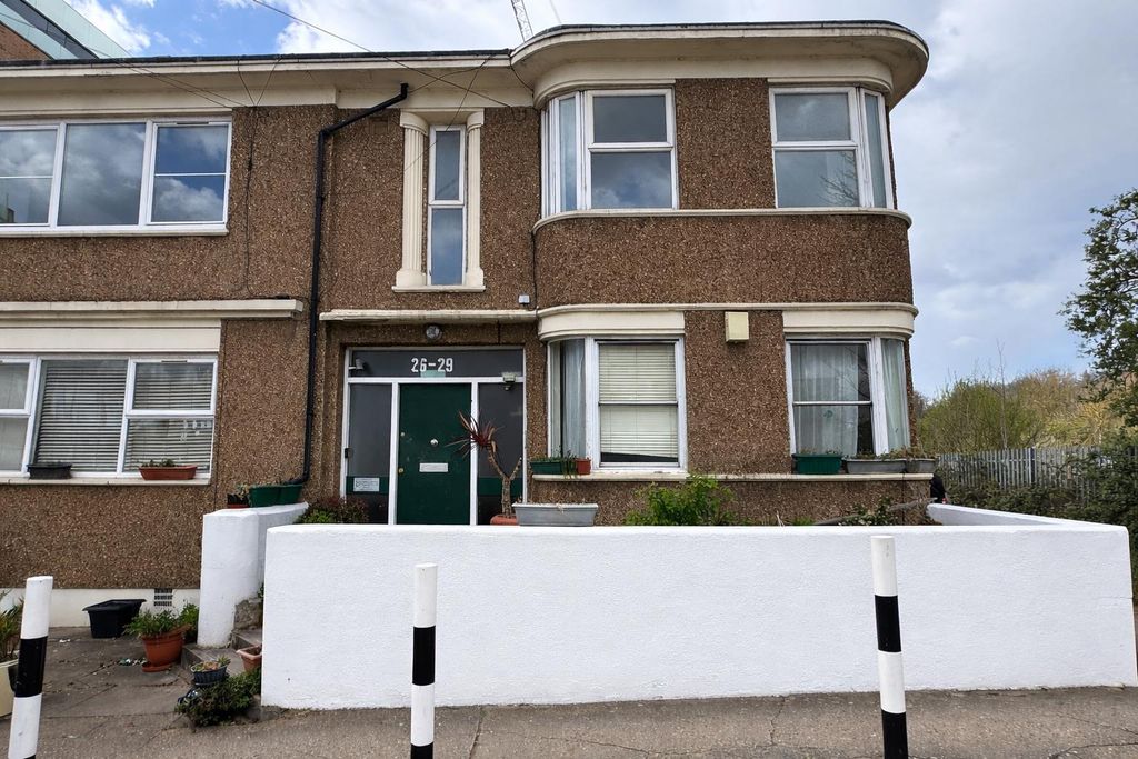 Property photo 1 of 8 Chatgpt Image Mar 25, 2026, 01_53_10 Pm.Png