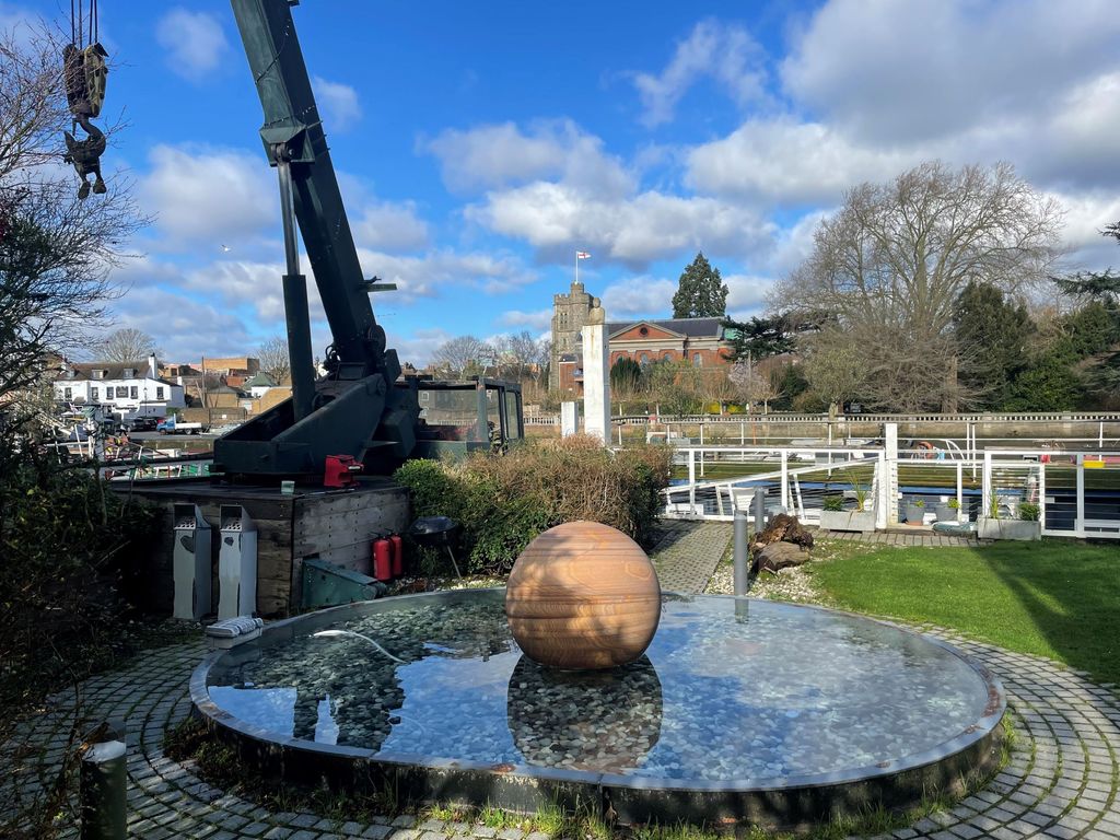 Property photo 1 of 6