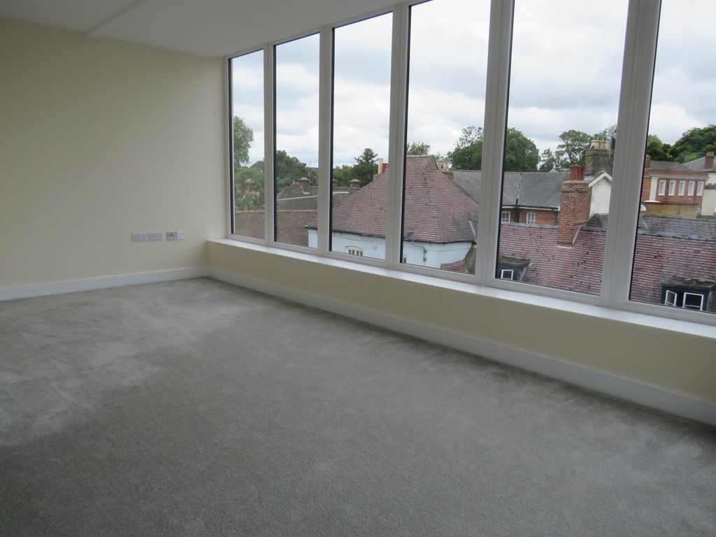 Property photo 3 of 10 View