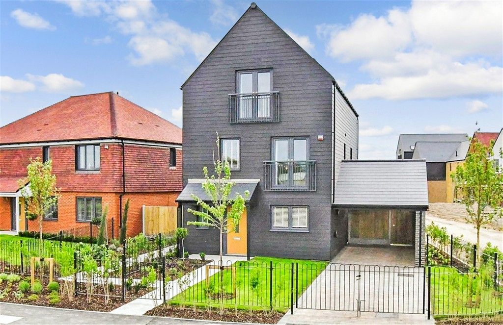 Property photo 1 of 5 Front