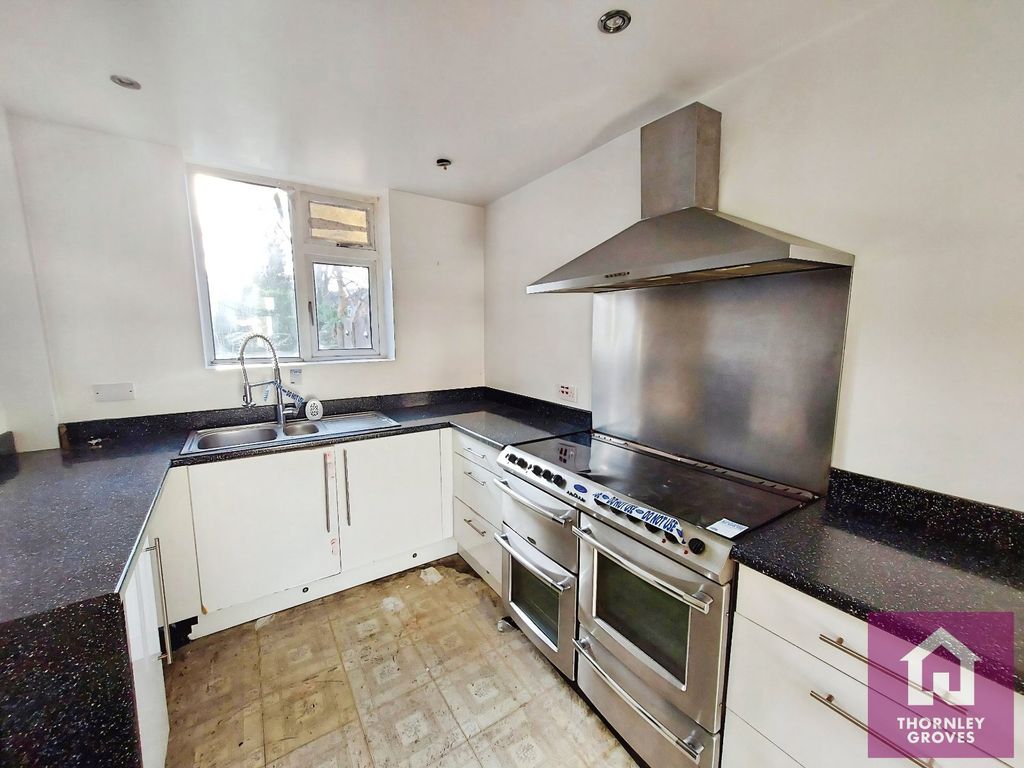 Property photo 3 of 12 Picture No. 09