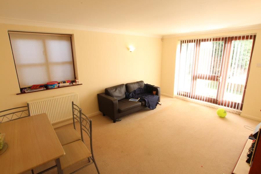 Property photo 3 of 7