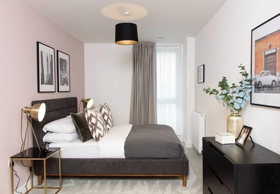 Property photo 2 of 9 Bedroom.Jpg