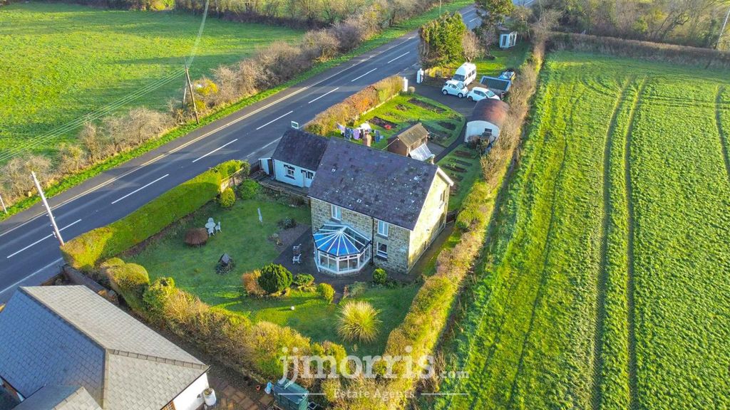 Property photo 1 of 54 9C229C70-8878-443B-8C7A-210Cefaa2Bf7.Jpeg