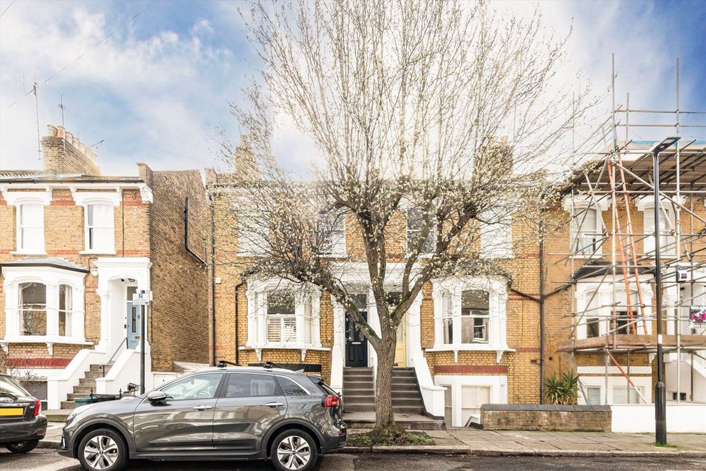 Property photo 1 of 5