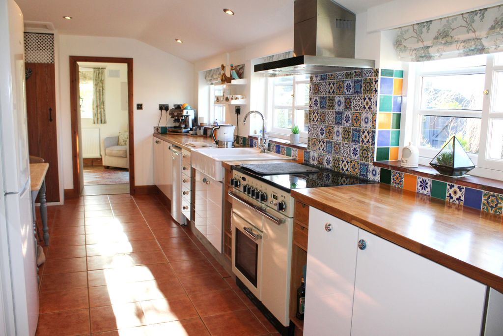 Property photo 3 of 16