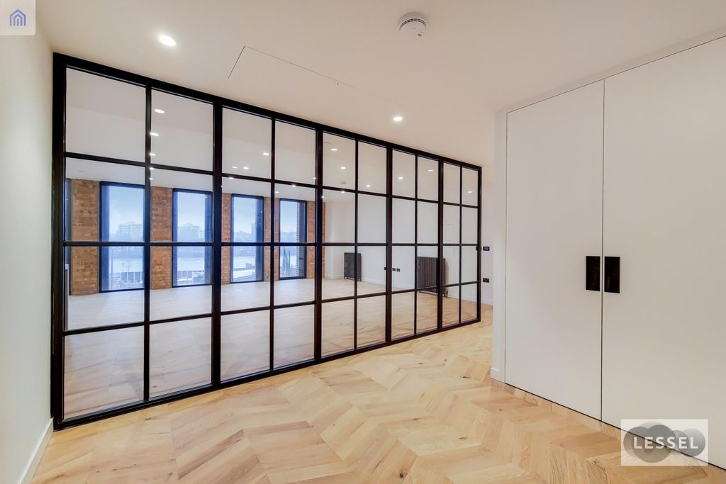 Property photo 3 of 14 3_Dining Room-0.Jpg