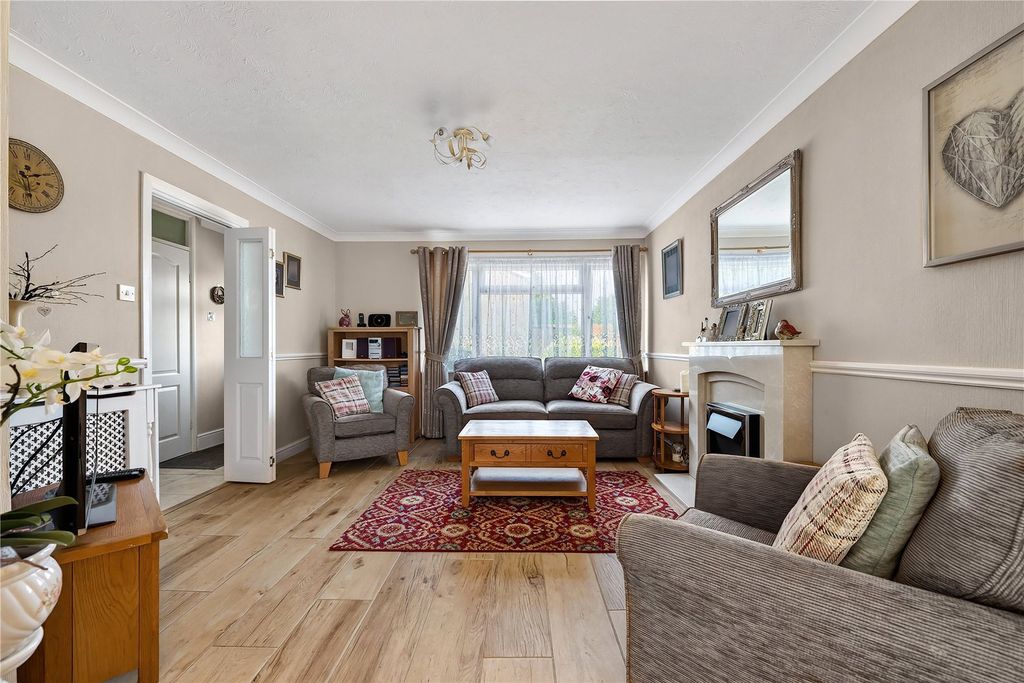 Property photo 2 of 17 Picture No. 51