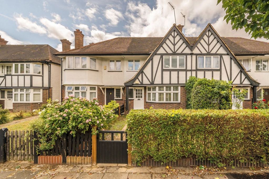 Property photo 1 of 7
