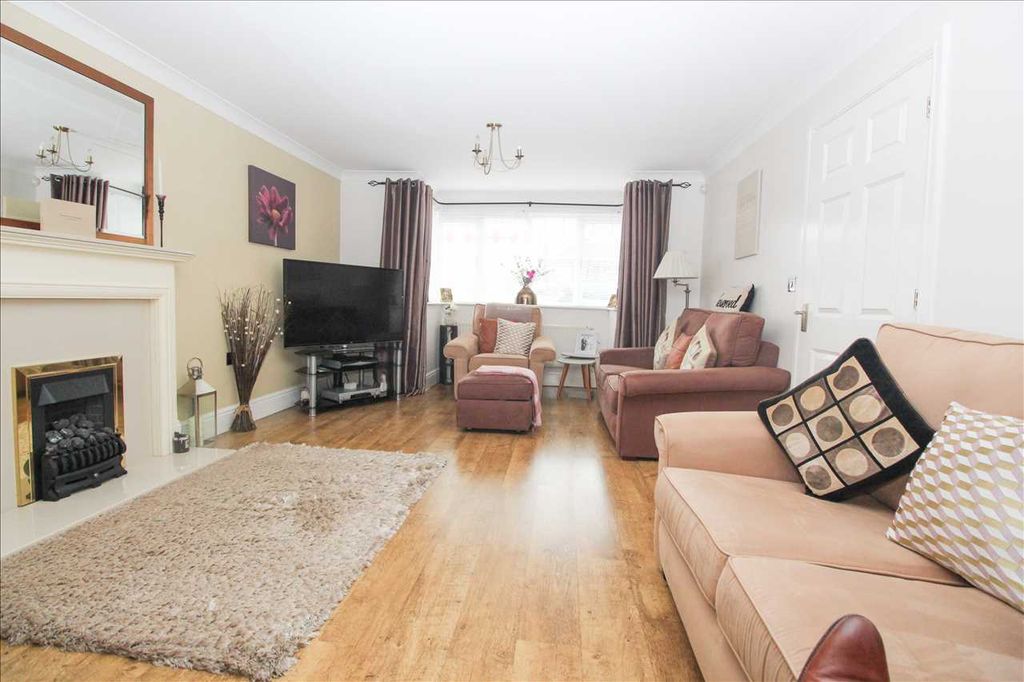 Additional image 4 of 5 bed detached house for saleLavendon Close, Southfield Gardens, Cramlington NE23