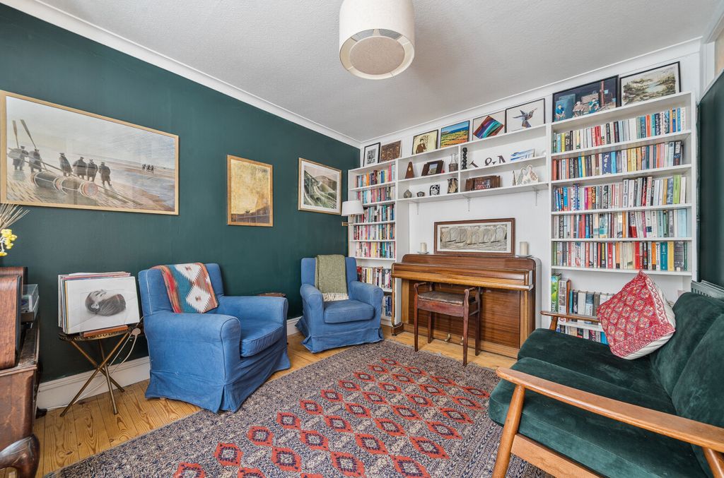 Property photo 3 of 19 1486751-12-6A4Fa7...