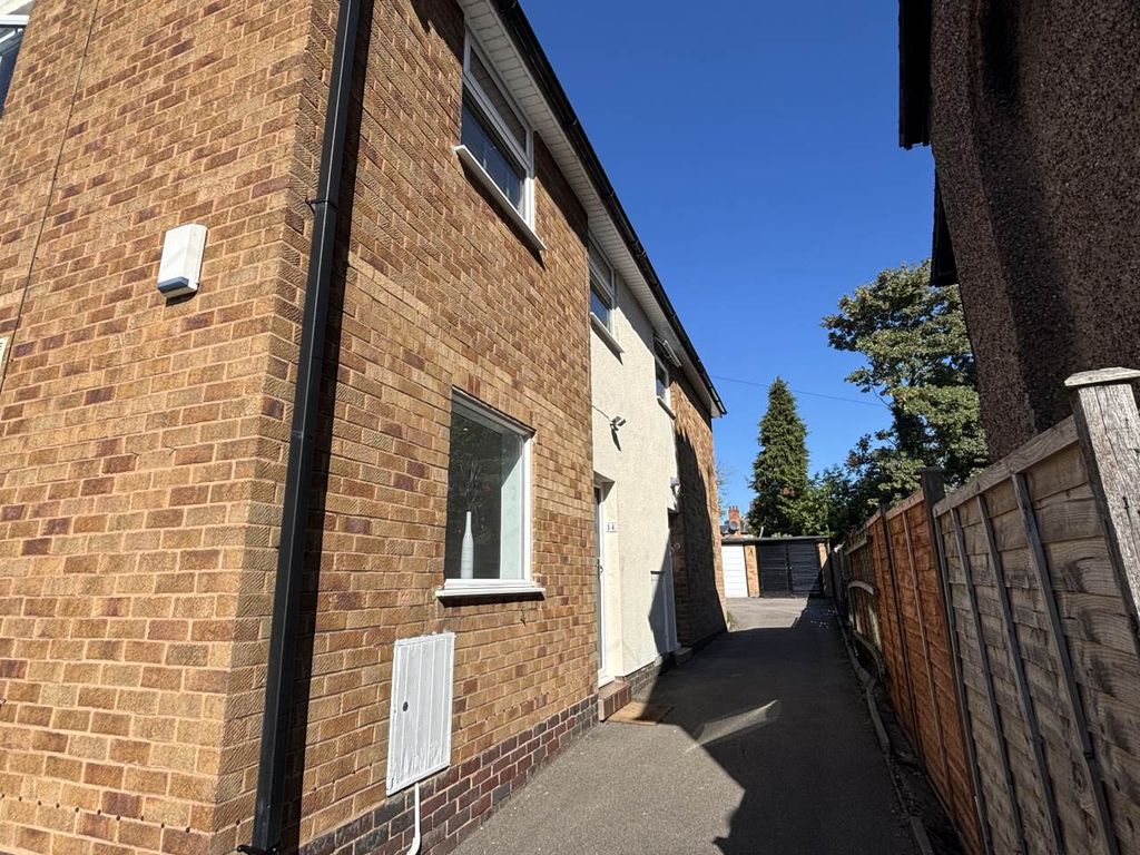 Property photo 3 of 9 Img_5142