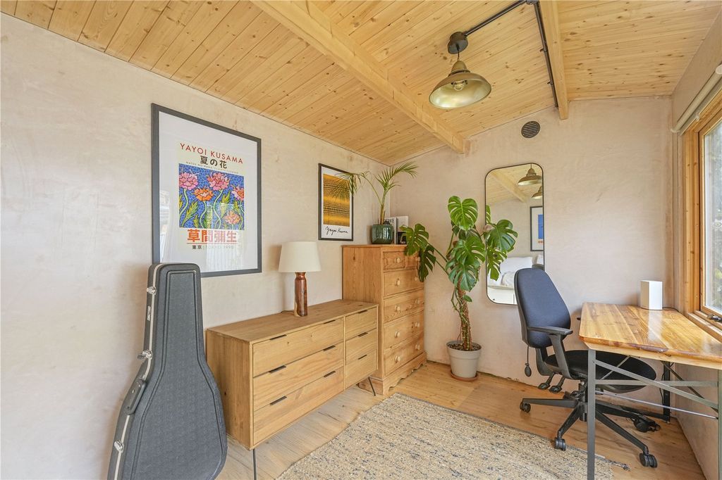 Property photo 3 of 16 Picture No. 04